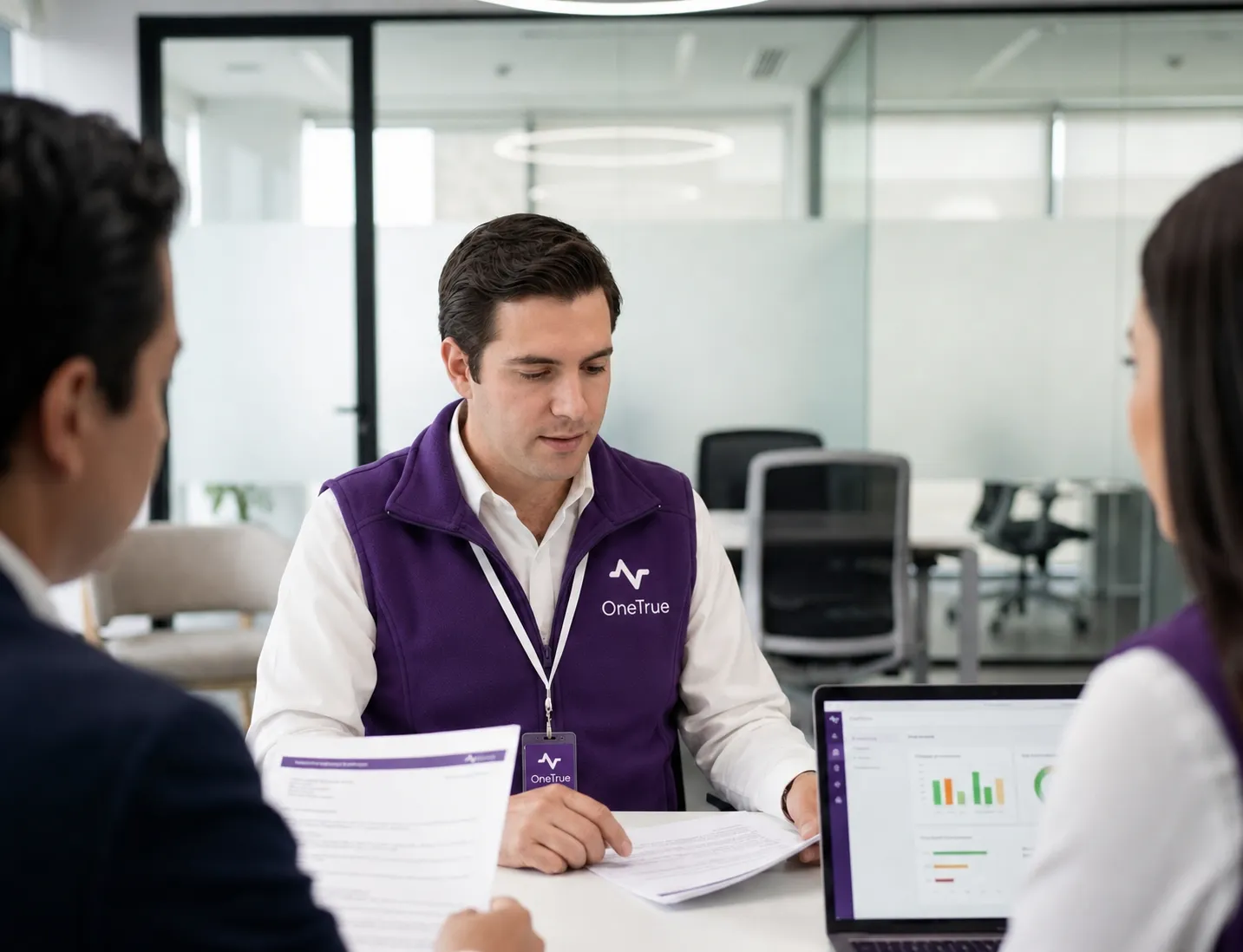 Servicio de Estudio de Confiabilidad 360° en Ecuador - One True